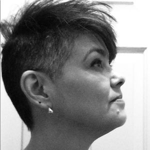 Meet your Posher, Jean